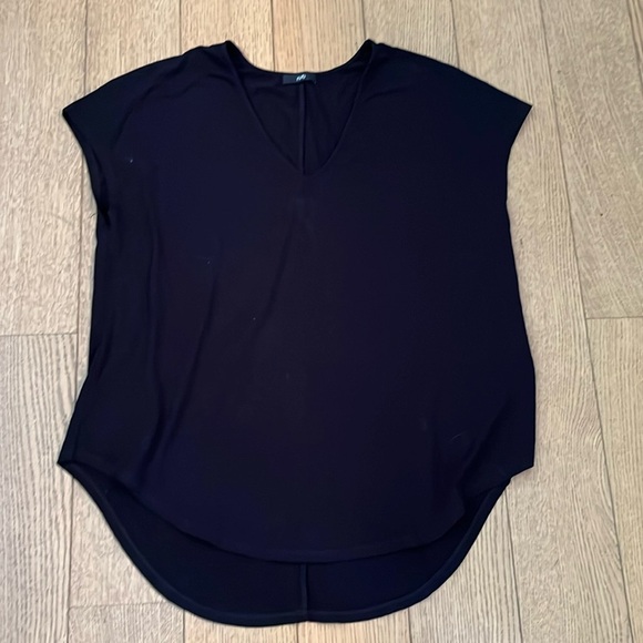 Ruti Tuck-In Tee Size 3 (Large) - Picture 2 of 5